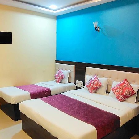 Hotel Golden Galaxy - Santacruz East Mumbai  Buitenkant foto