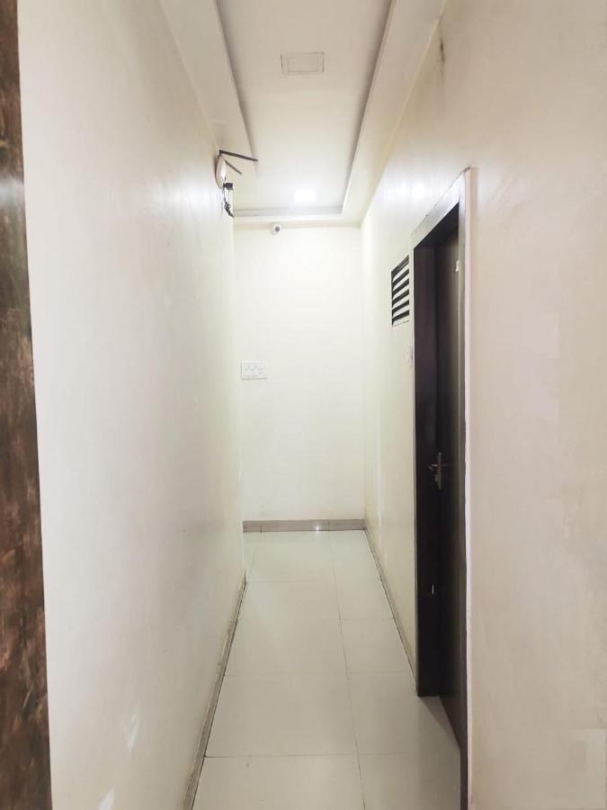 Hotel Golden Galaxy - Santacruz East Mumbai  Buitenkant foto