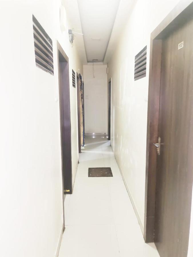 Hotel Golden Galaxy - Santacruz East Mumbai  Buitenkant foto